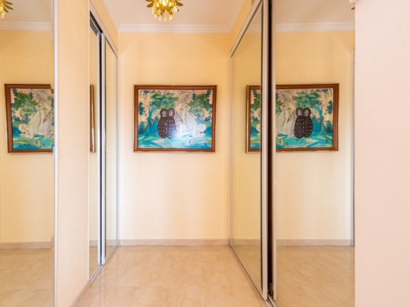 Penthouse for sale in Benahavís