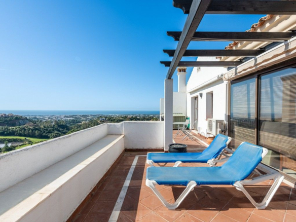 Penthouse for sale in Benahavís