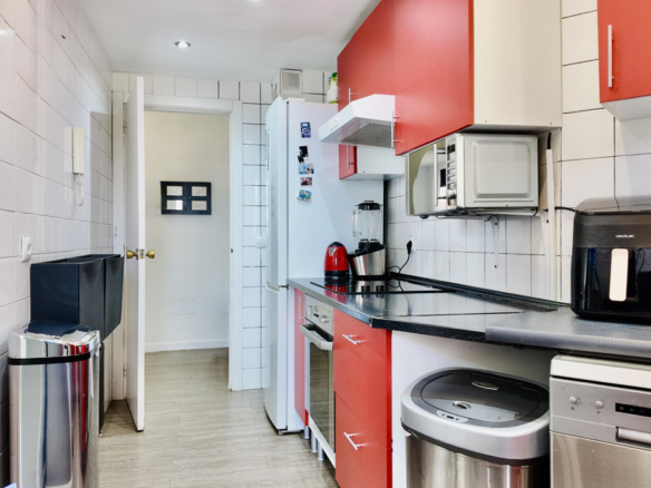 Penthouse for sale in Estepona
