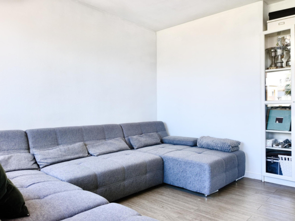 Penthouse for sale in Estepona