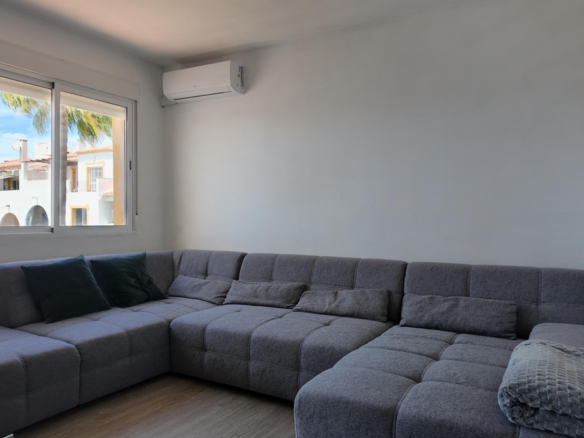 Penthouse for sale in Estepona