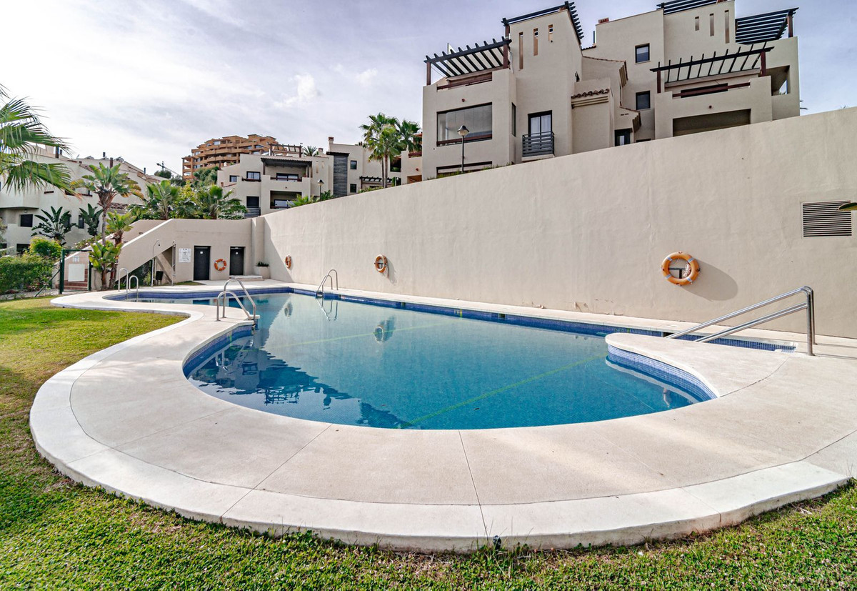 Penthouse for sale in Estepona