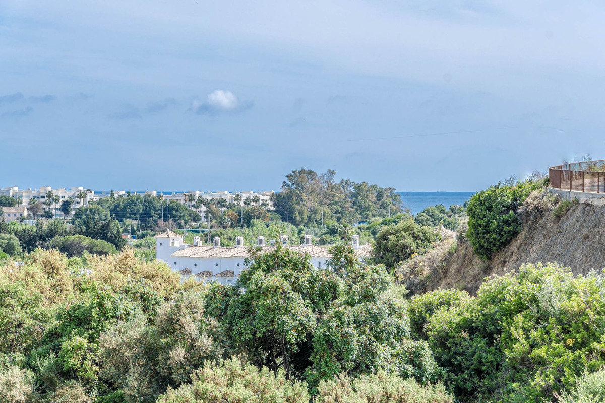 Penthouse for sale in Estepona
