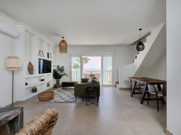 Penthouse for sale in Estepona