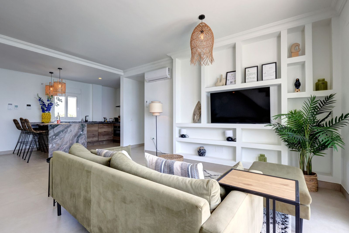 Penthouse for sale in Estepona