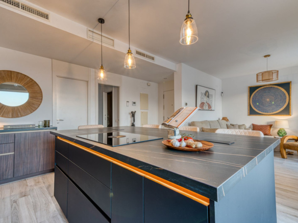 Penthouse for sale in Estepona