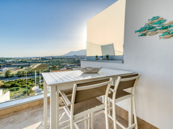 Penthouse for sale in Estepona