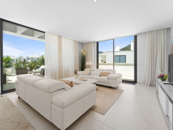 Penthouse for sale in Fuengirola