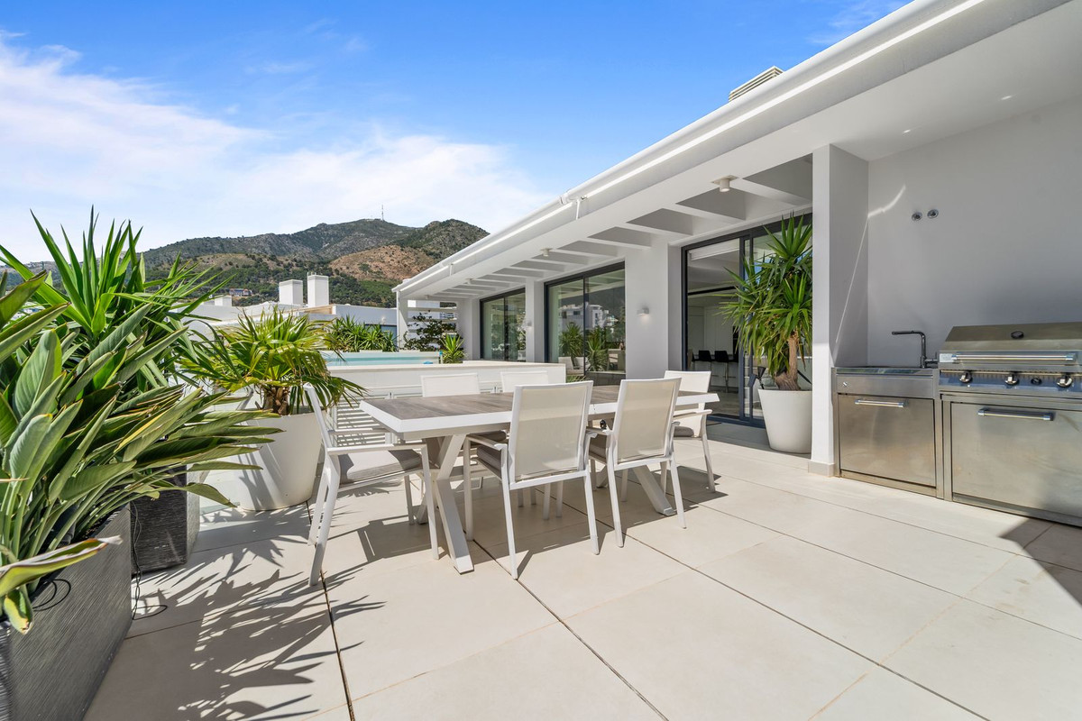 Penthouse for sale in Fuengirola