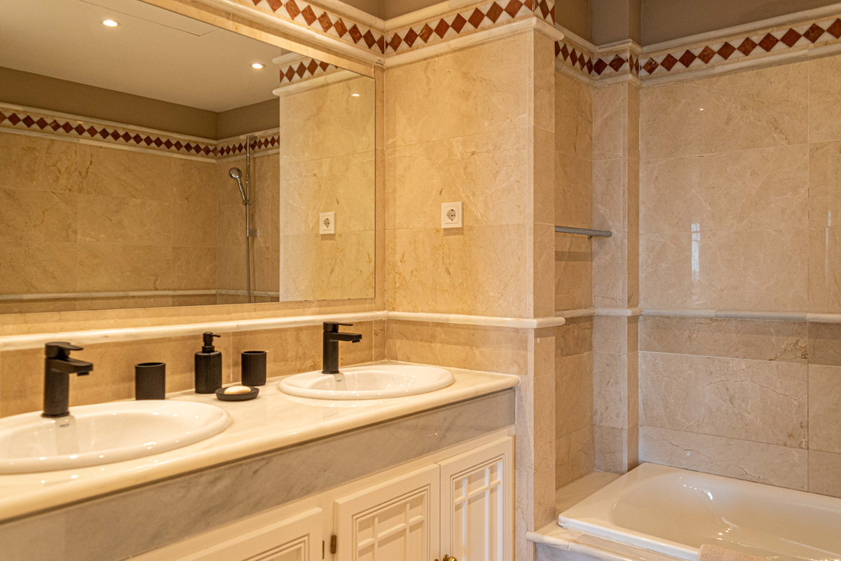 Penthouse for sale in Mijas