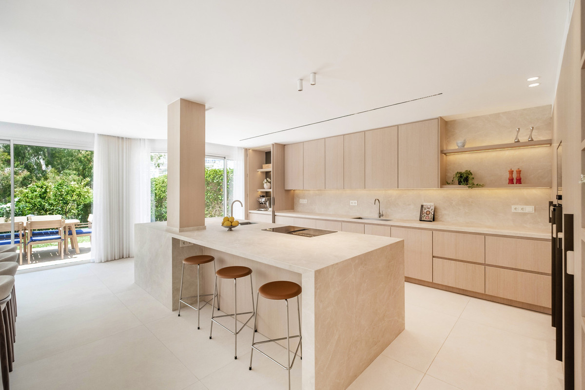 Semi-Detached House for sale in Benahavís