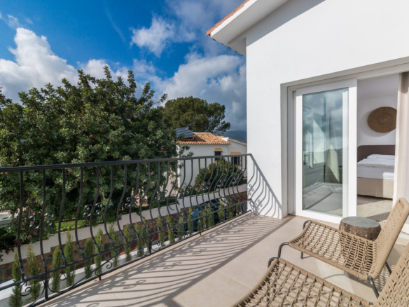 Semi-Detached House for sale in Istán