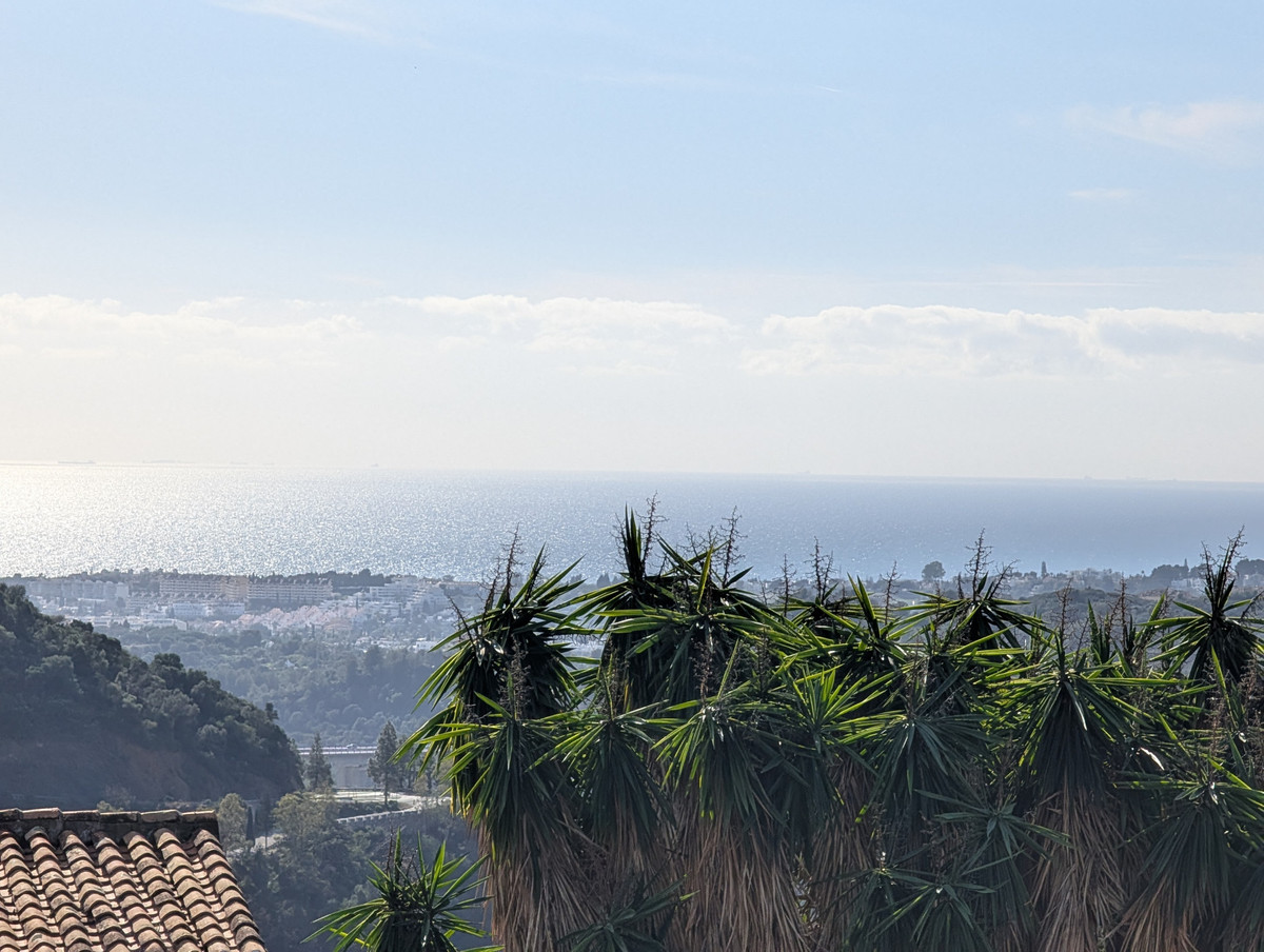 Semi-Detached House for sale in Istán