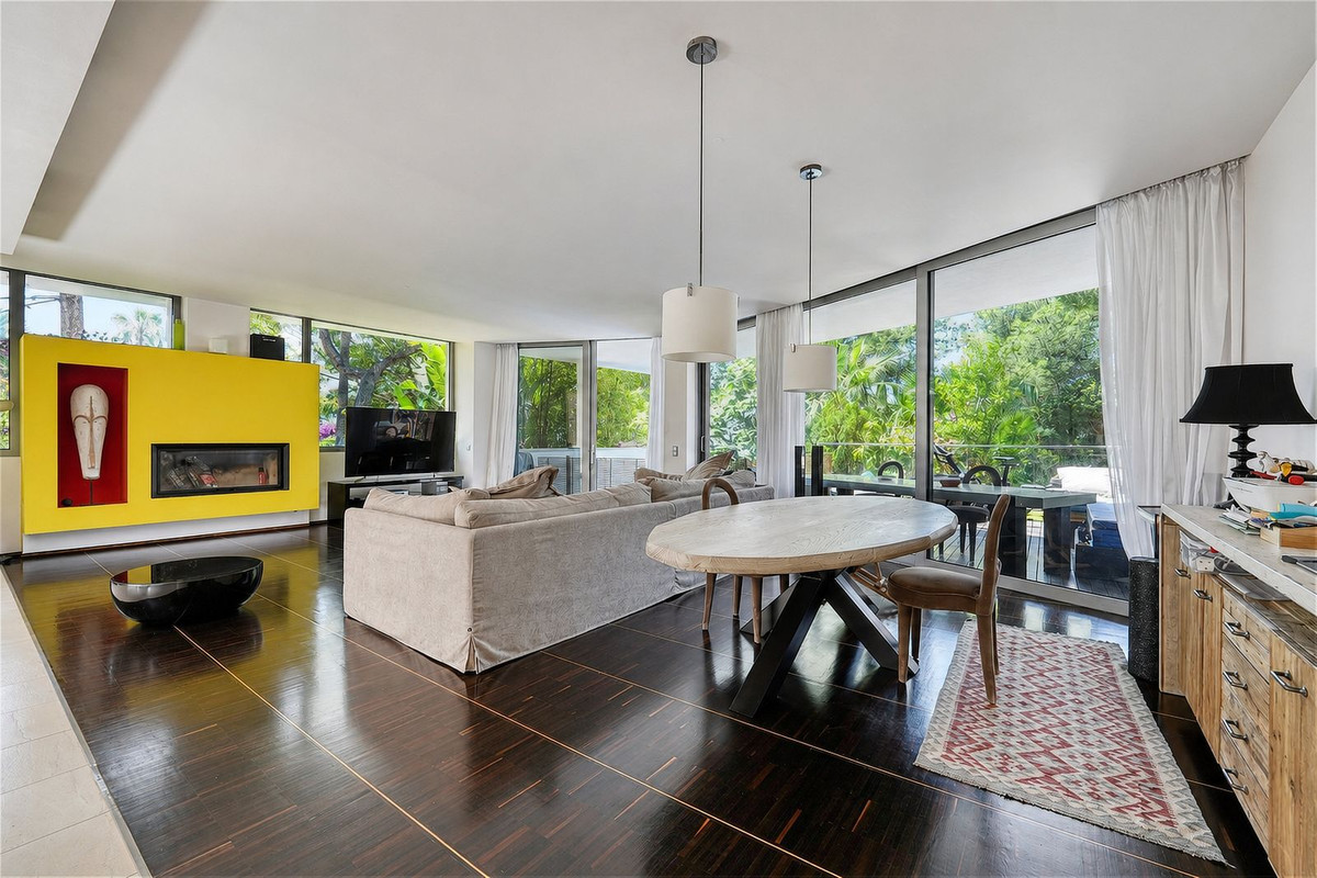 Semi-Detached House for sale in Marbella