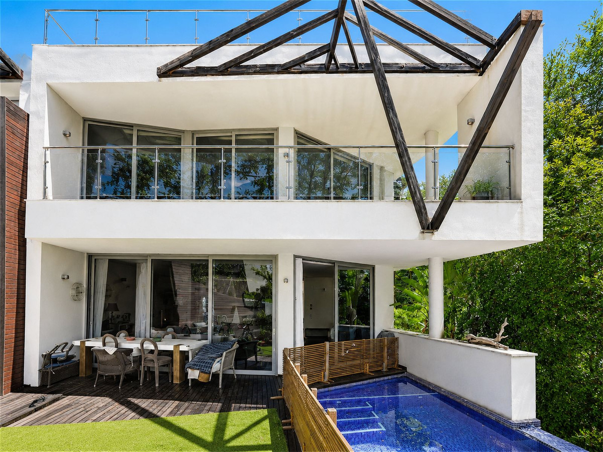 Semi-Detached-House-in-Marbella-Ref-R5407807 Semi-Detached House for sale in Marbella