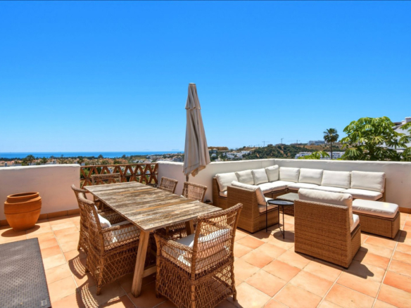 Townhouse for sale in Estepona