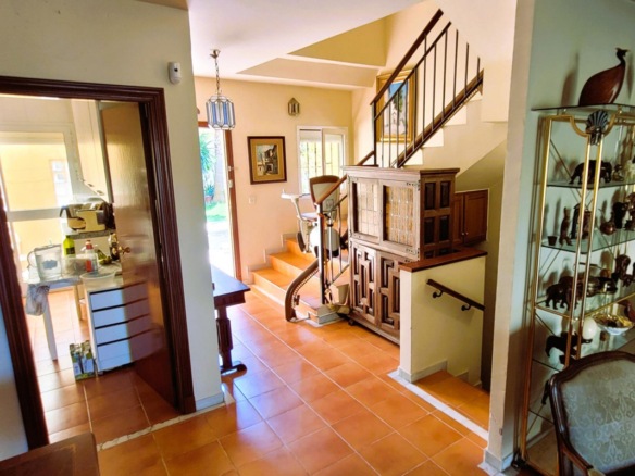 Townhouse for sale in Estepona