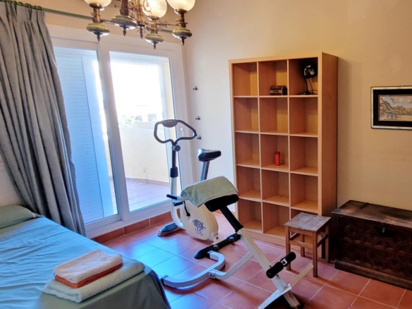 Townhouse for sale in Estepona