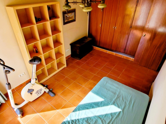 Townhouse for sale in Estepona