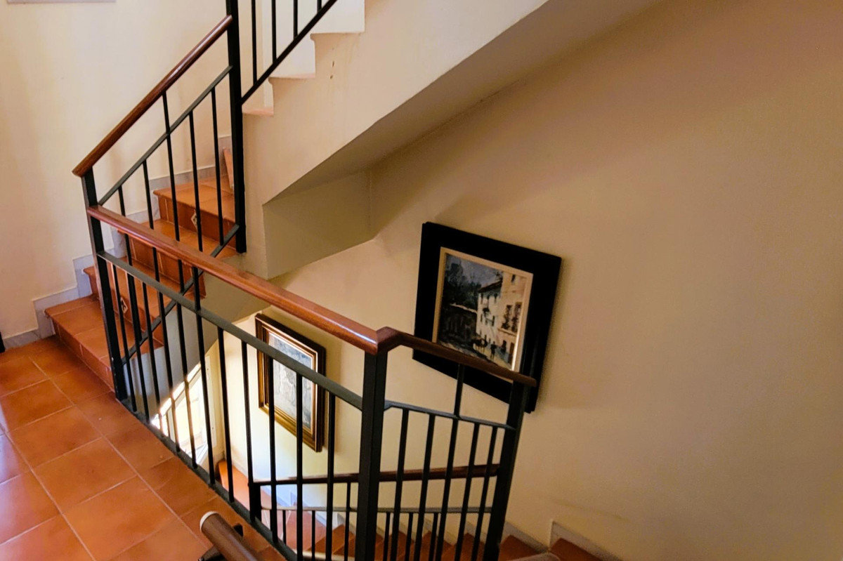 Townhouse for sale in Estepona