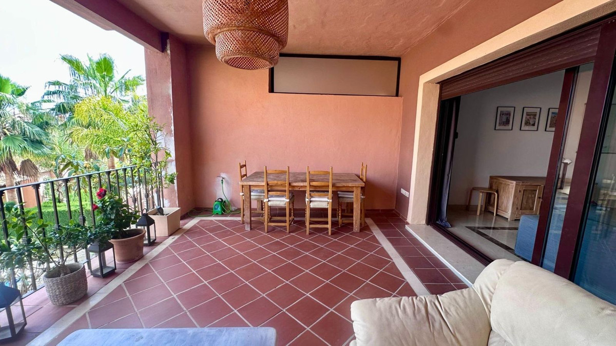 Townhouse for sale in Estepona