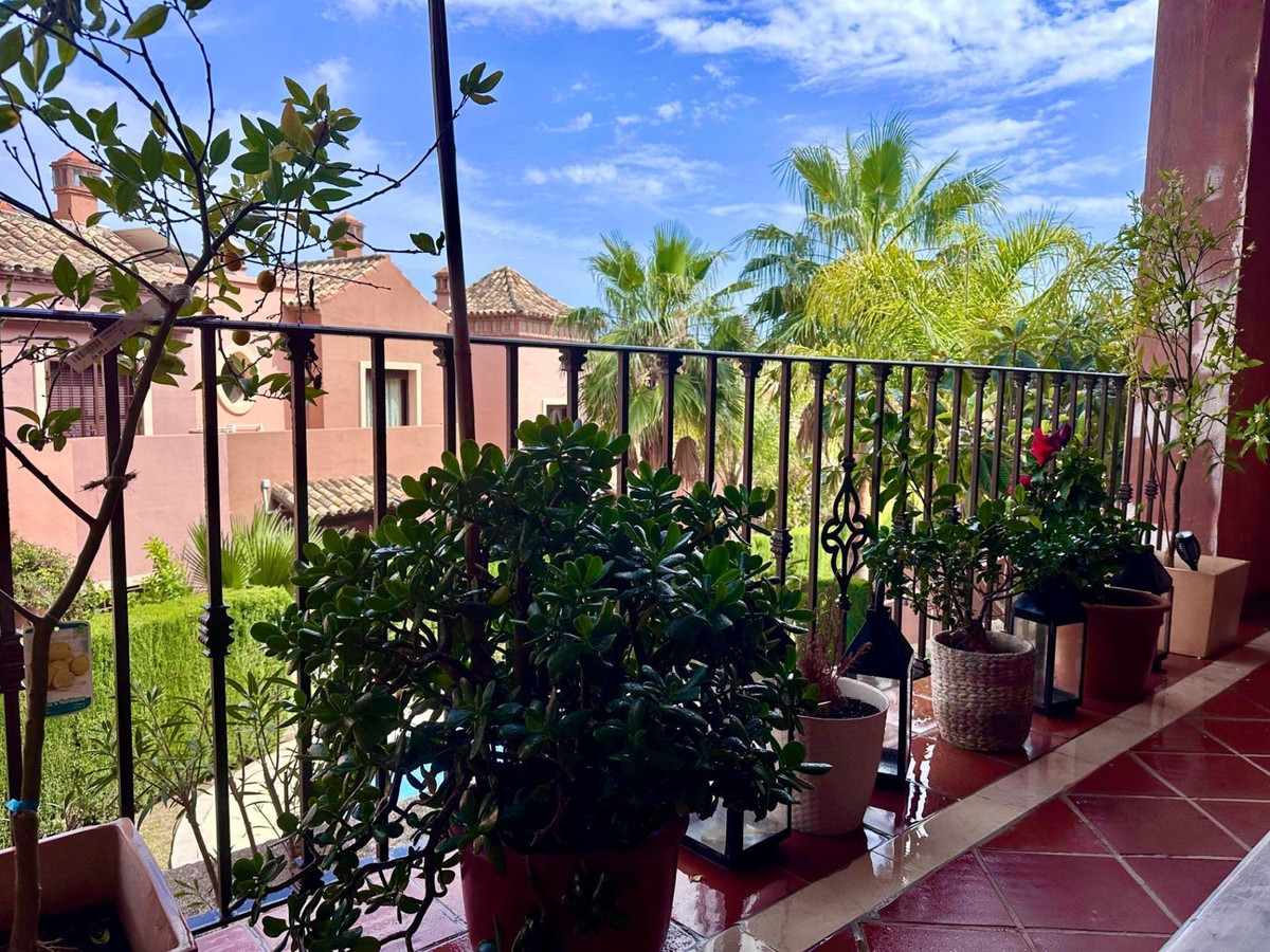 Townhouse for sale in Estepona