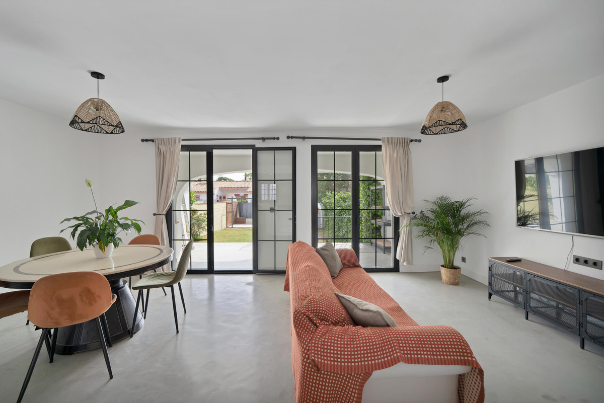 Townhouse Til salg i Estepona