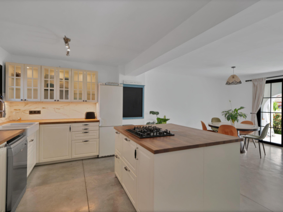 Townhouse Til salg i Estepona