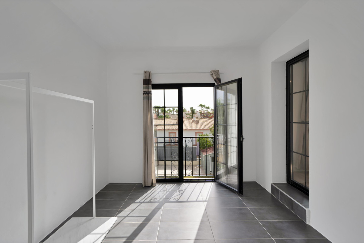 Townhouse Til salg i Estepona