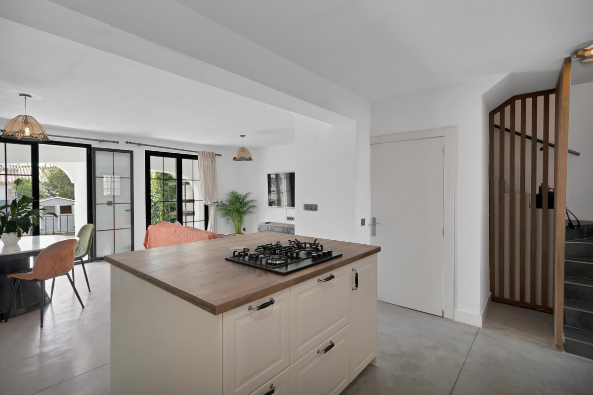 Townhouse Til salg i Estepona