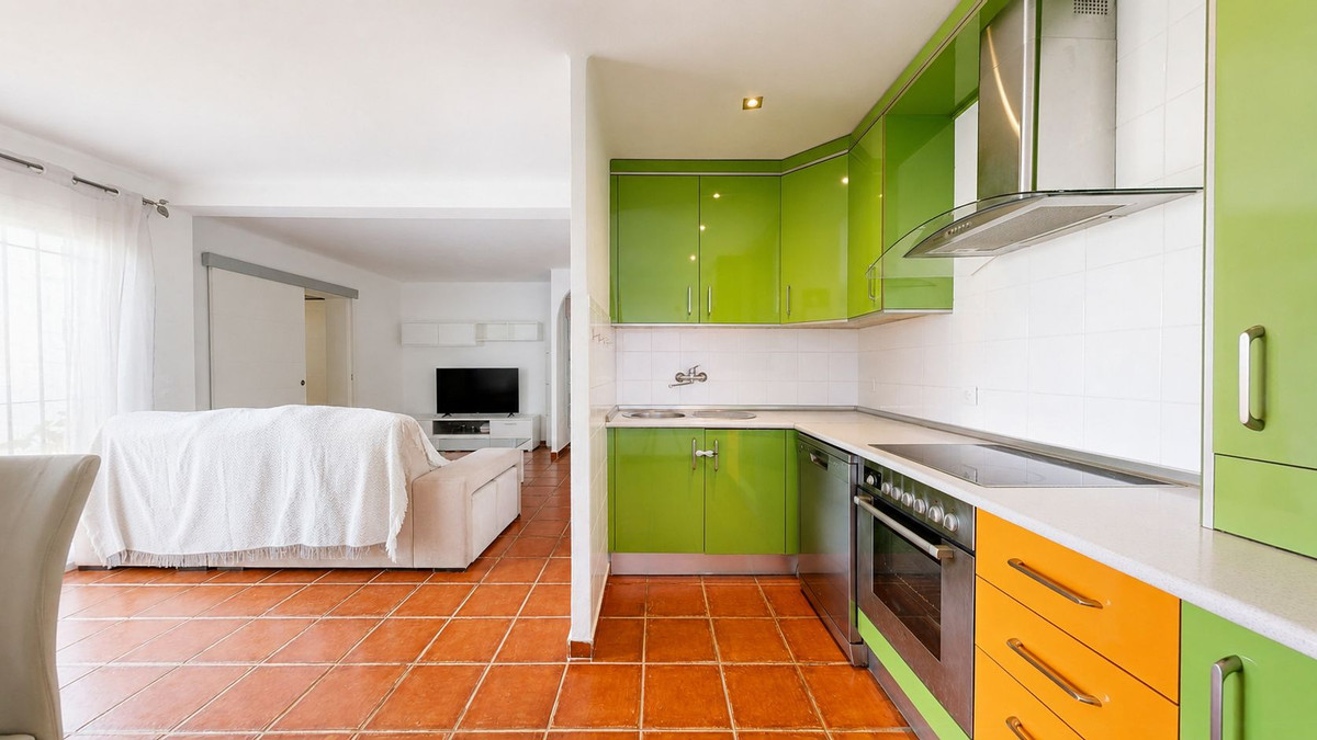 Townhouse for sale in Estepona