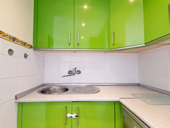 Townhouse for sale in Estepona