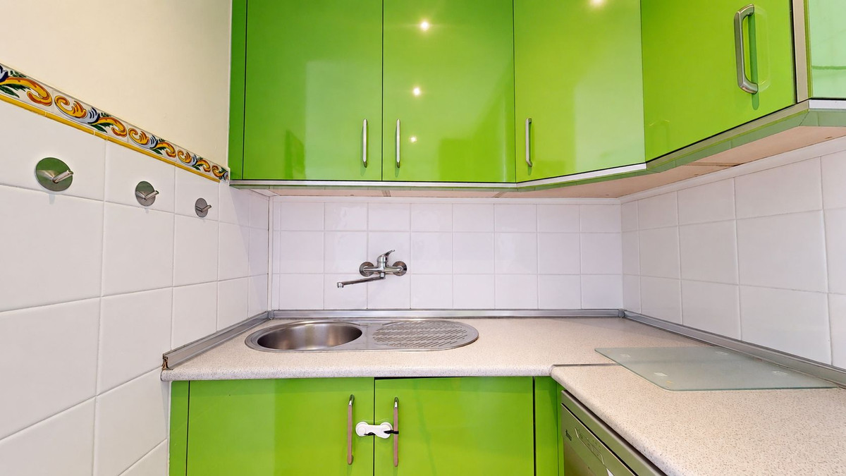 Townhouse for sale in Estepona