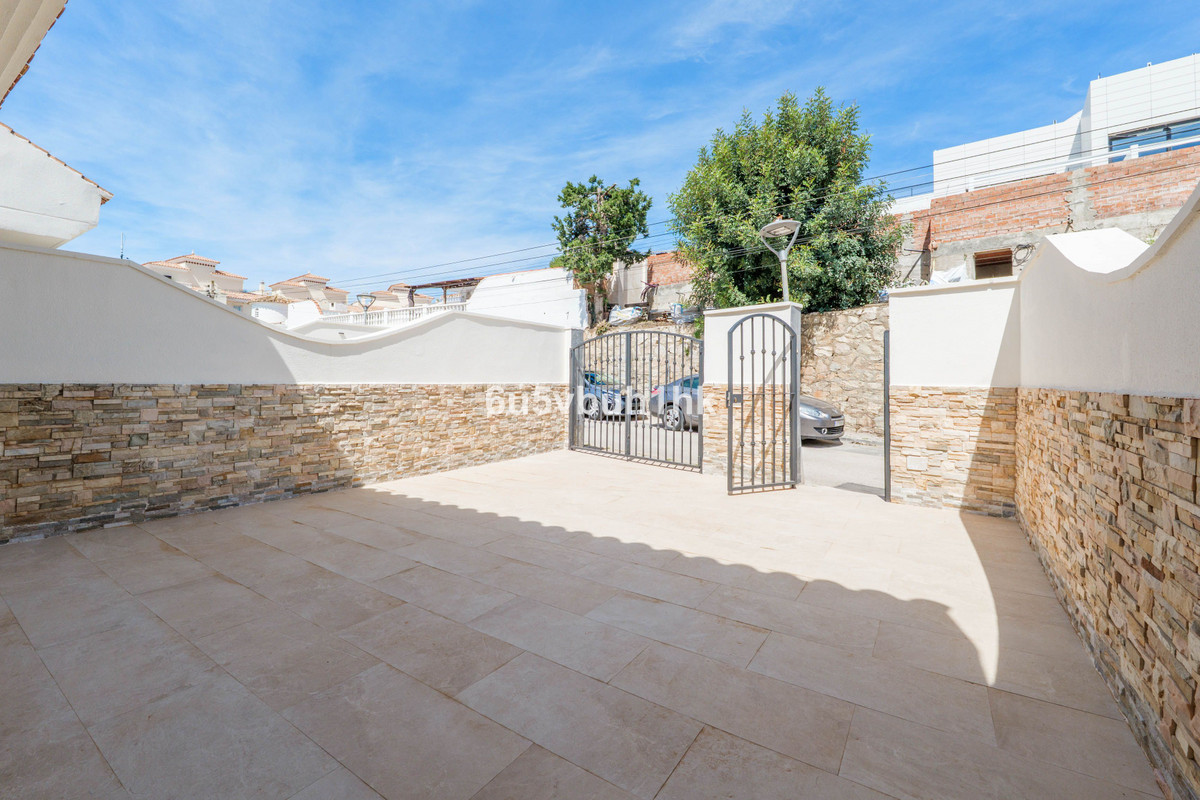 Townhouse for sale in Fuengirola