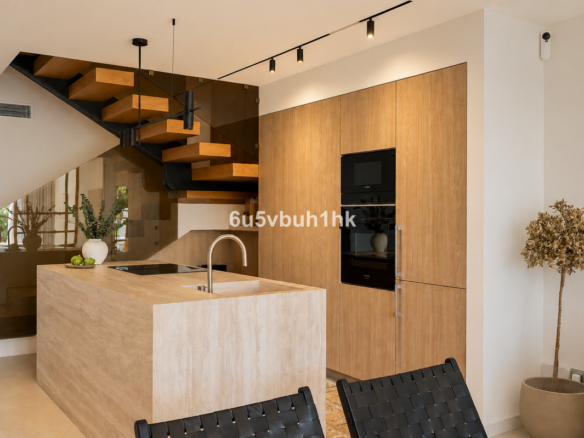 Townhouse for sale in Marbella