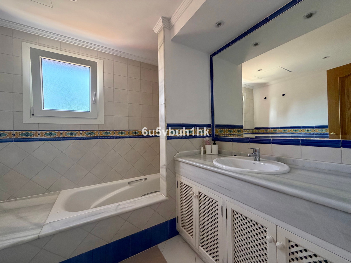 Townhouse for sale in Marbella