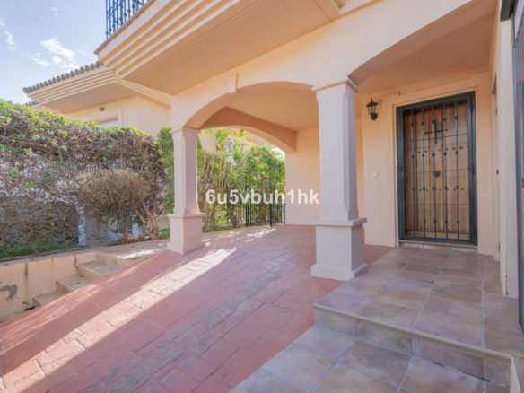 Townhouse for sale in Mijas
