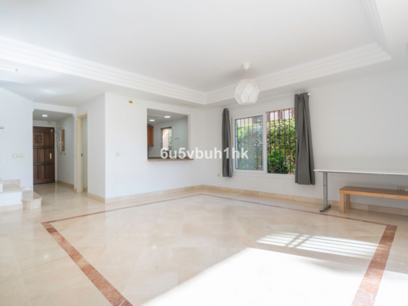 Townhouse for sale in Mijas