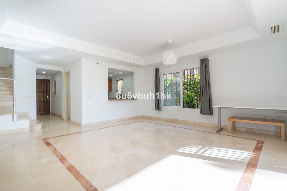 Townhouse for sale in Mijas