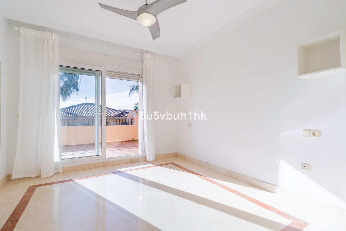 Townhouse for sale in Mijas