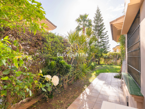 Townhouse for sale in Mijas