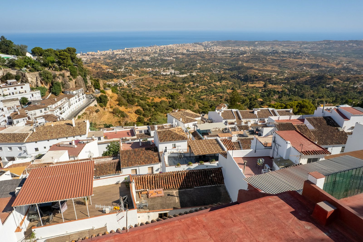 Townhouse for sale in Mijas