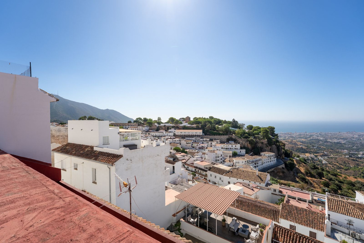 Townhouse for sale in Mijas