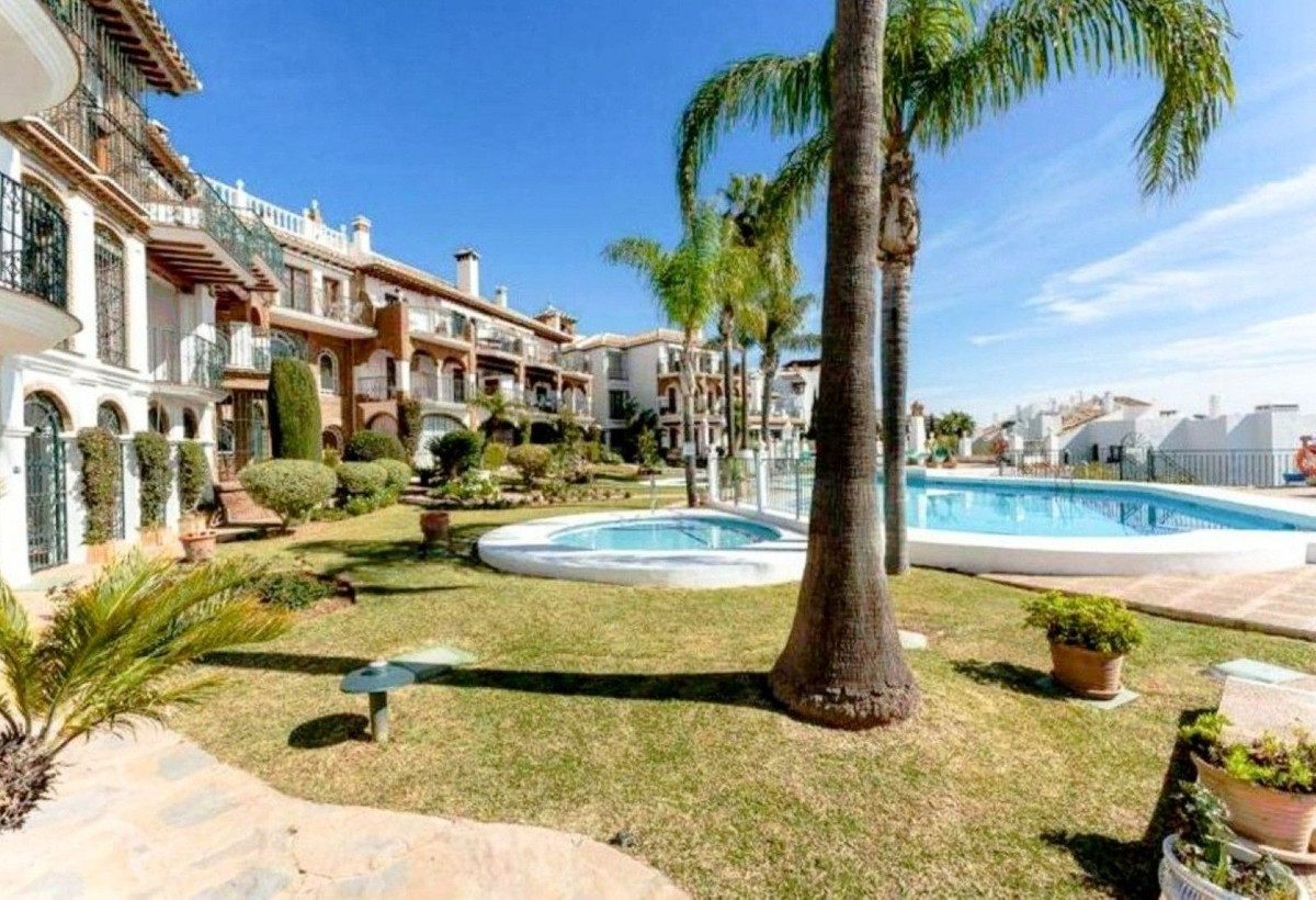 Townhouse for sale in Mijas