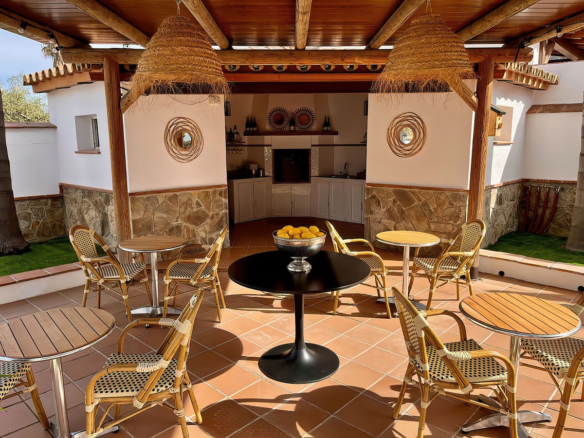 Villa for sale in Alhaurín el Grande
