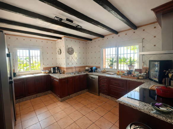 Villa for sale in Alhaurín el Grande