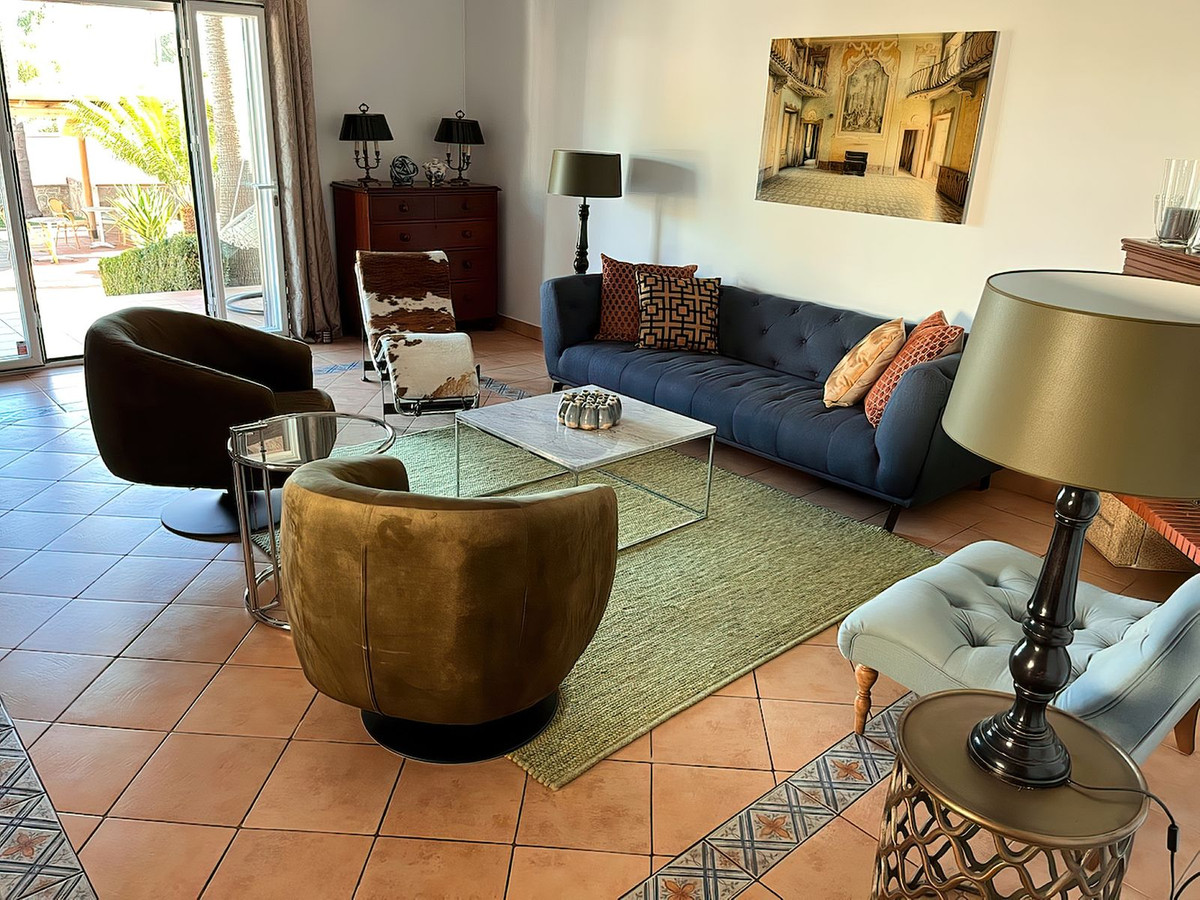 Villa for sale in Alhaurín el Grande