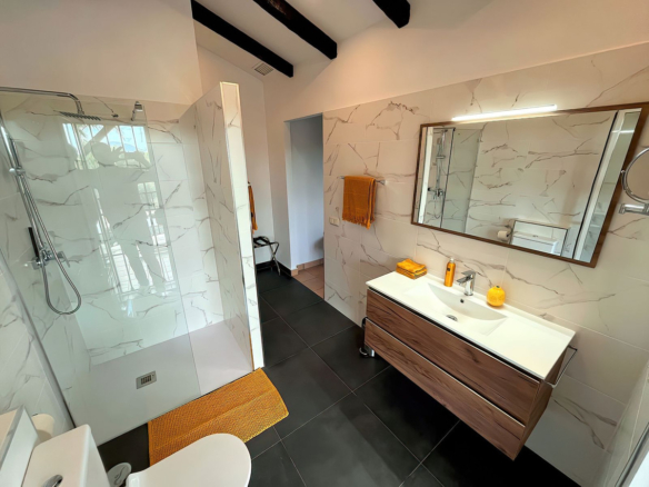 Villa for sale in Alhaurín el Grande