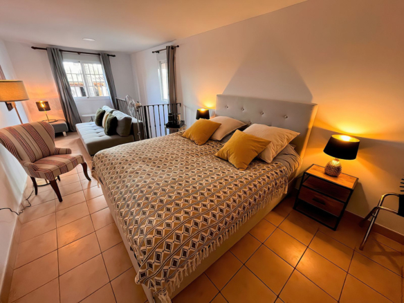 Villa for sale in Alhaurín el Grande
