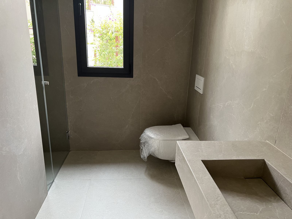 Villa for sale in Benahavís